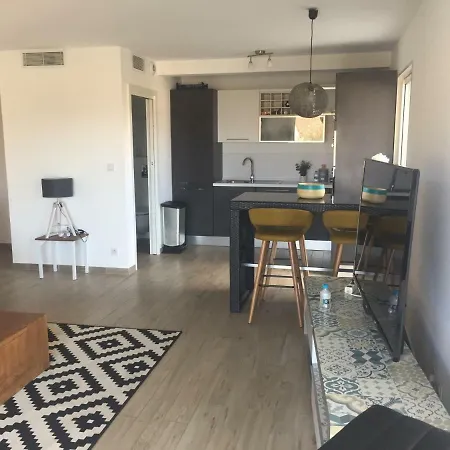 T3 Apartment