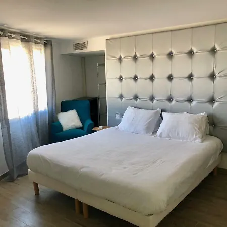 T3 Apartment *